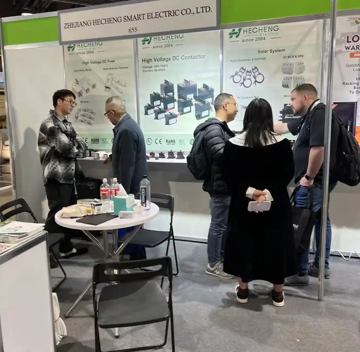 Hecheng ALL IN attitude, shining in the U.S. solar energy exhibition (1)