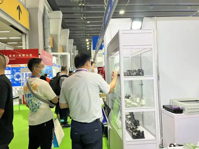 浙江和诚智能电气亮相2022世界太阳能光伏产业博览会 3